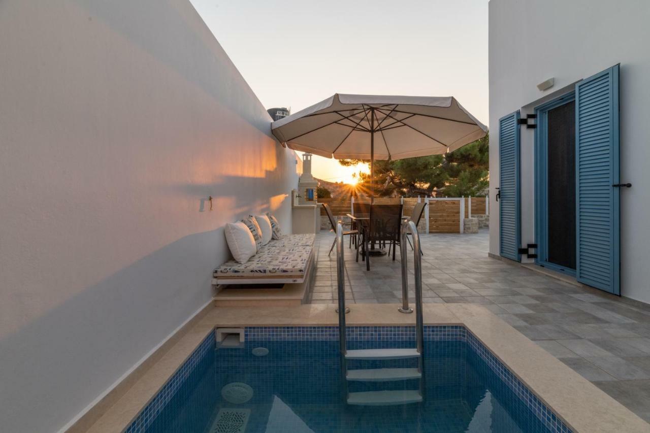 Tanyas Cozy House Villa Kamilari Bagian luar foto